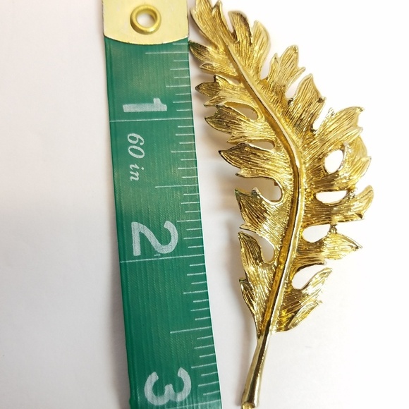 Vintage Brooch Pin Leaf Goldtone Leaves - Picture 2 of 5